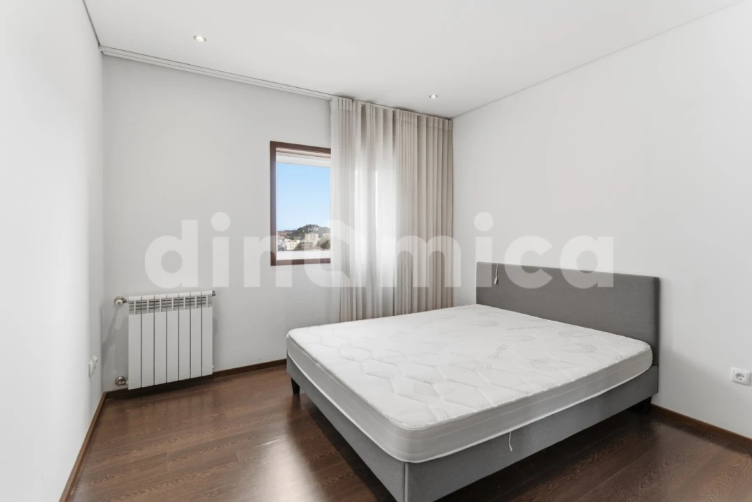 Apartamento T4 para Venda em Vila Nova de Famalicão e Calendário Foto 16