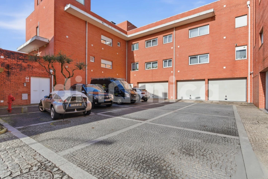 Apartamento T4 para Venda em Vila Nova de Famalicão e Calendário Foto 28