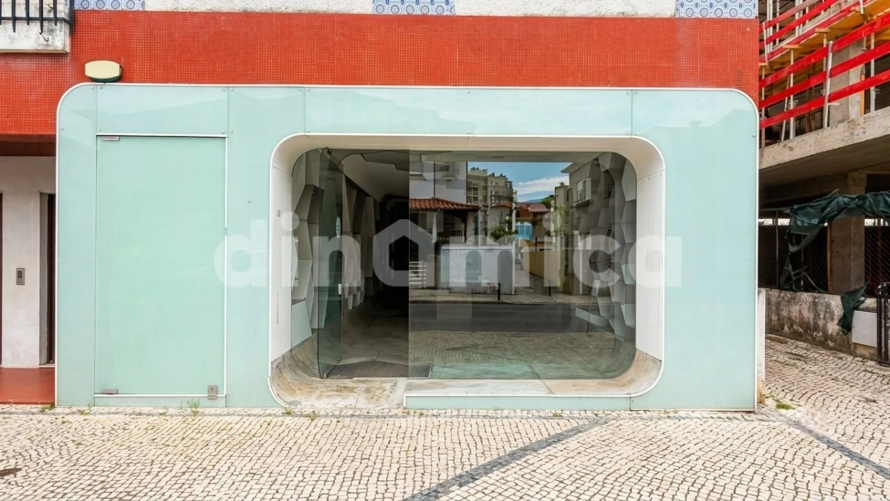 Loja para Arrendamento em Vila Nova de Famalicão e Calendário Foto 1