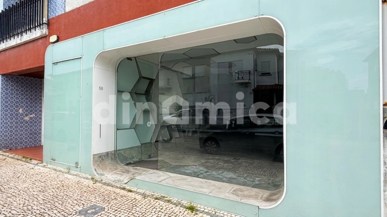 Loja para Arrendamento em Vila Nova de Famalicão e Calendário Foto 2
