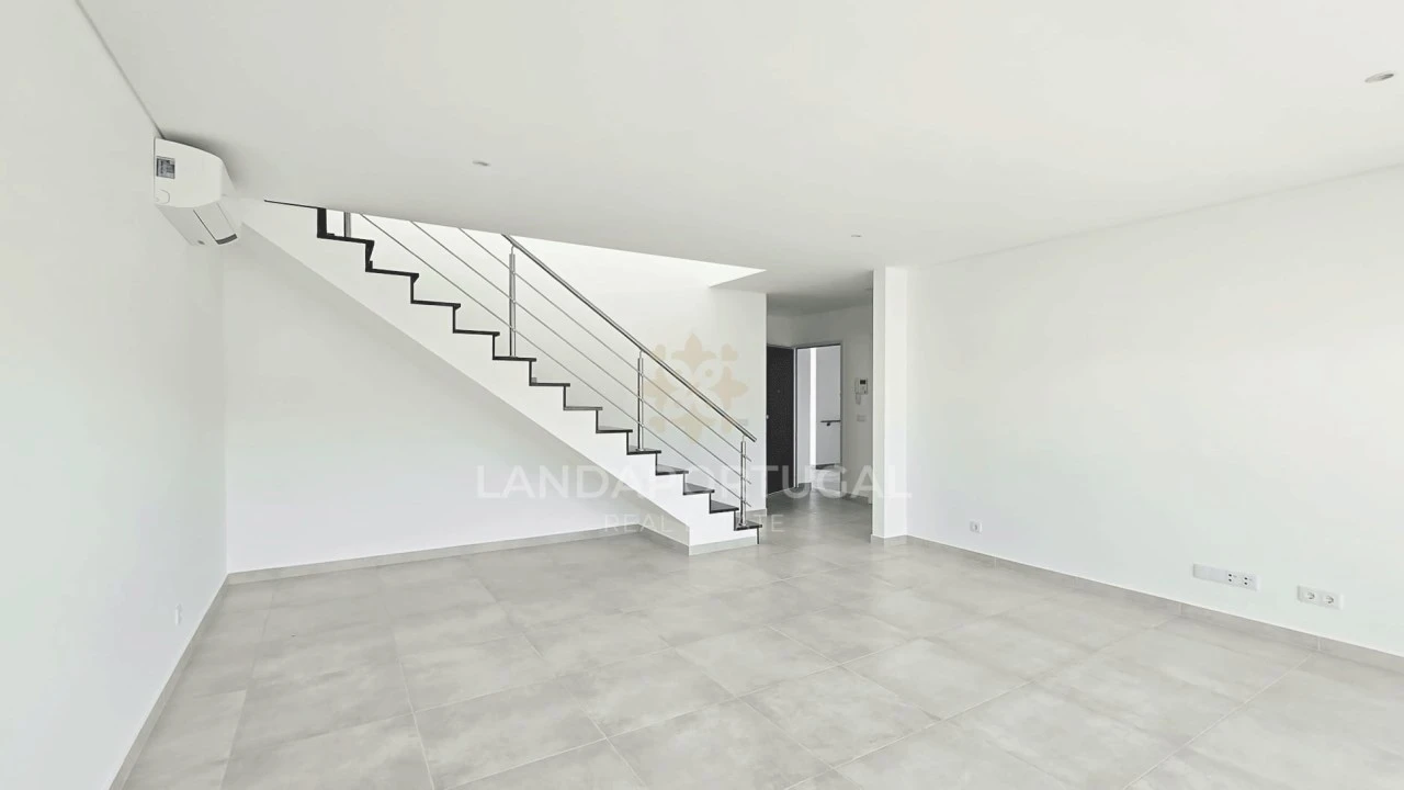 Apartamento T4 para Venda em Tavira (Santa Maria e Santiago) Foto 5