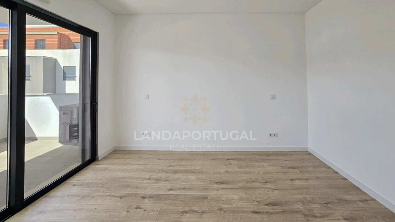 Apartamento T4 para Venda em Tavira (Santa Maria e Santiago) Foto 22