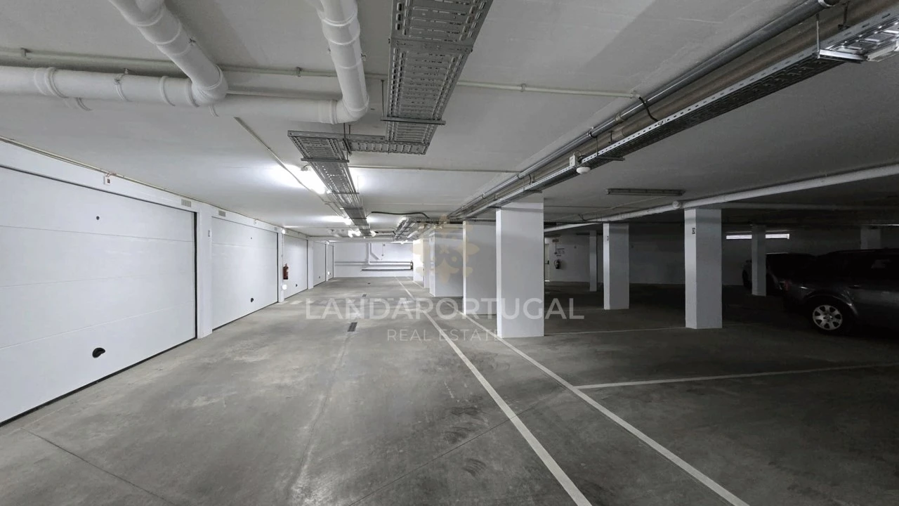Apartamento T4 para Venda em Tavira (Santa Maria e Santiago) Foto 27