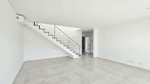 Apartamento T4 para Venda em Tavira (Santa Maria e Santiago)