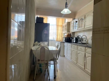 Apartamento T3 para Venda em Marvila, Ribeira Santarém, São Salvador, São Nicolau