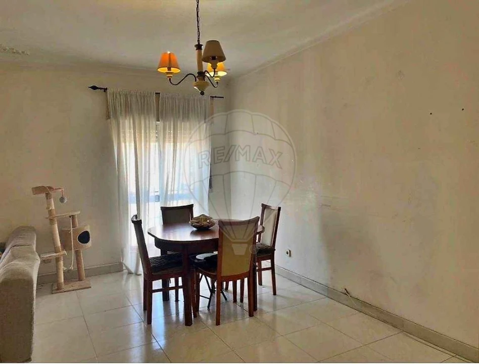 Apartamento T3 para Venda em Marvila, Ribeira Santarém, São Salvador, São Nicolau Foto 1