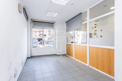 Apartamento T0 para Venda em Mina de Água