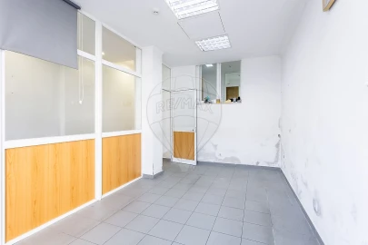 Apartamento T0 para Venda em Mina de Água