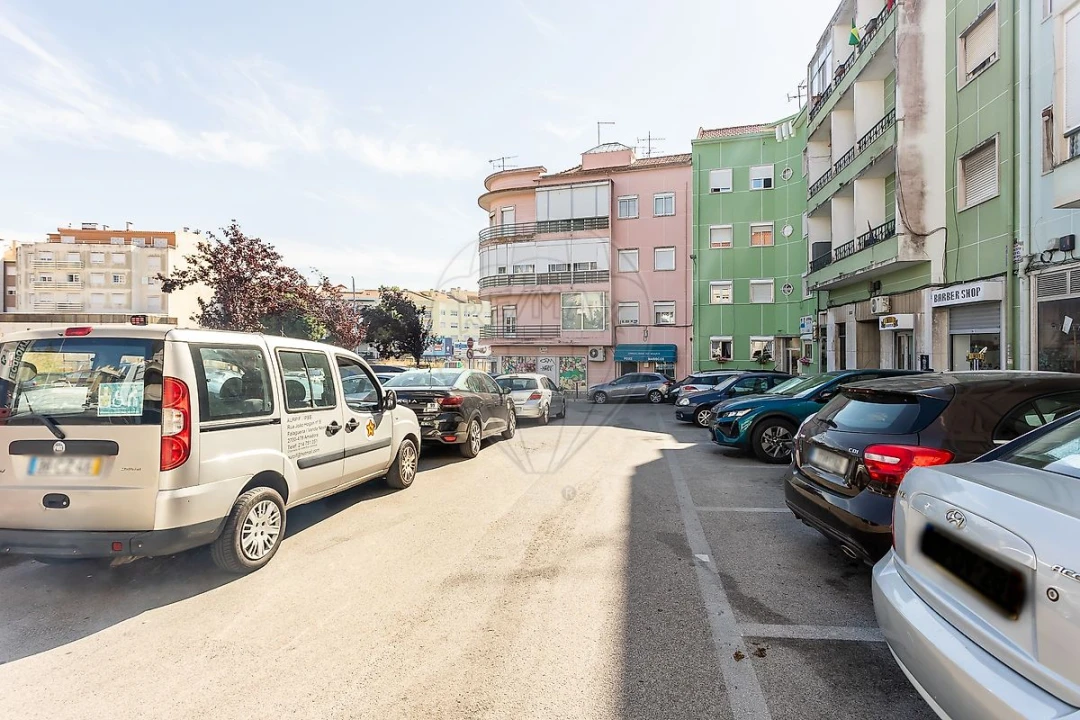 Apartamento T0 para Venda em Mina de Água Foto 21
