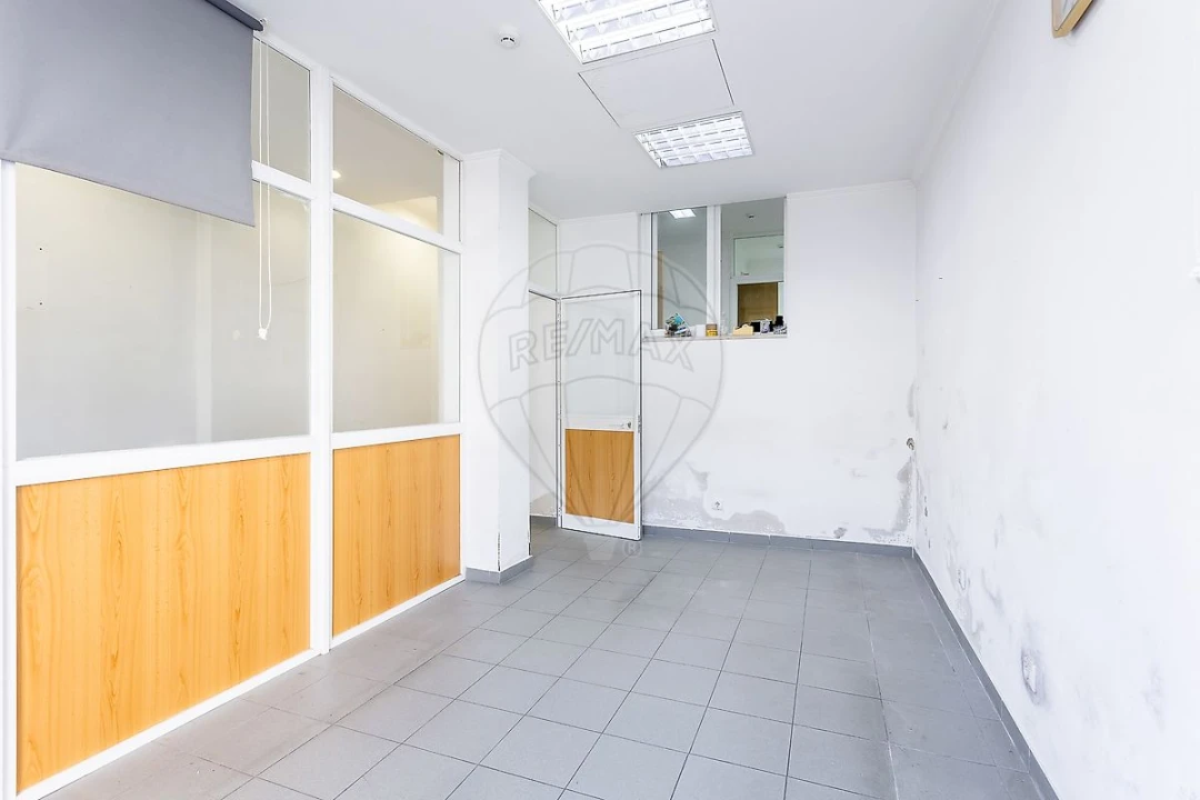 Apartamento T0 para Venda em Mina de Água Foto 2