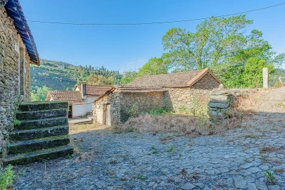Quinta T
           para Venda em Tropeço