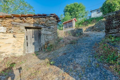 Quinta T
           para Venda em Tropeço