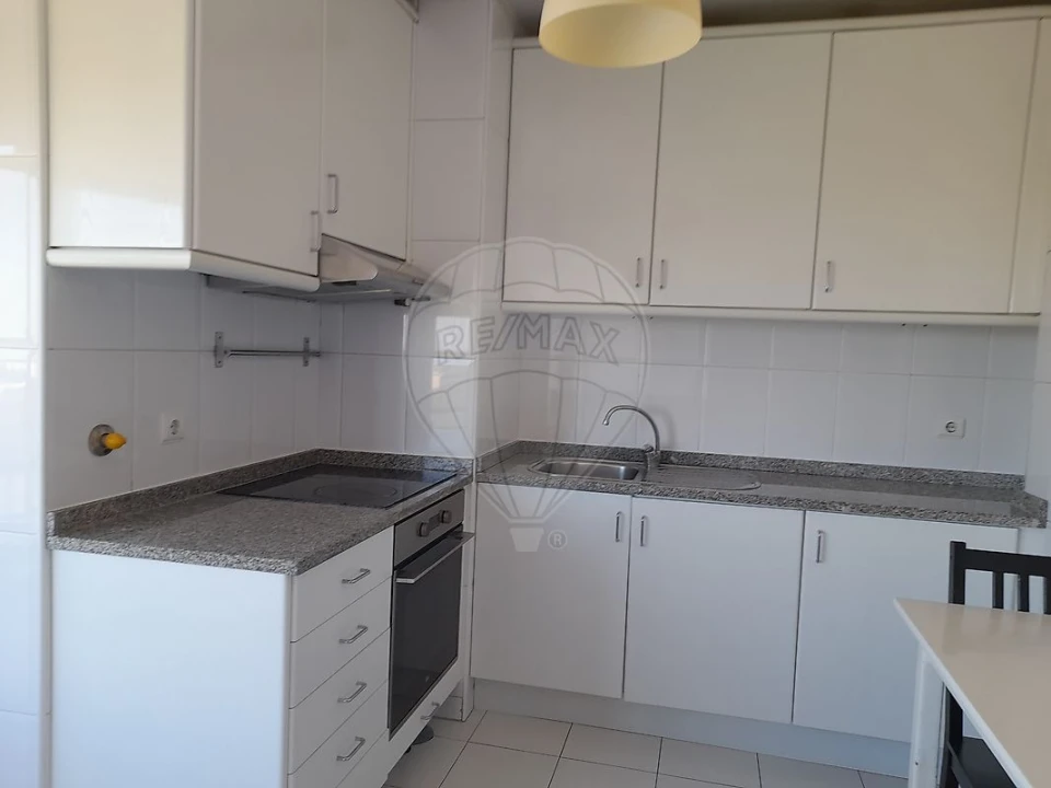 Apartamento T2 para Arrendamento em Mafamude e Vilar do Paraíso Foto 7