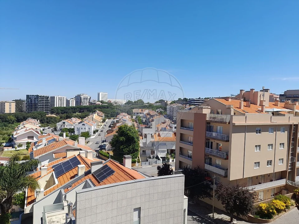 Apartamento T2 para Arrendamento em Mafamude e Vilar do Paraíso Foto 2