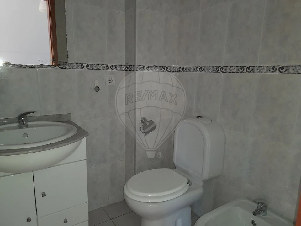 Apartamento T2 para Arrendamento em Mafamude e Vilar do Paraíso Foto 21