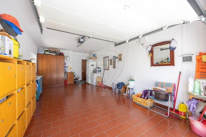 Moradia T5 para Venda em Santa Maria, São Pedro e Matacães