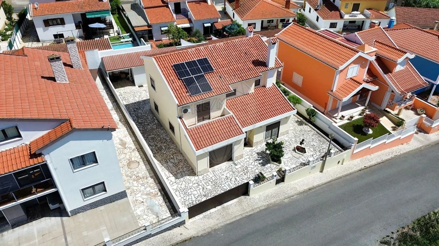 Moradia T5 para Venda em Santa Maria, São Pedro e Matacães Foto 26