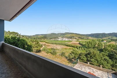 Moradia T6 para Venda em Maxial e Monte Redondo