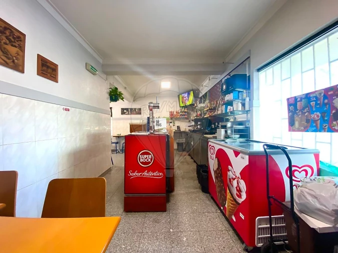 Loja para Venda em Oeiras e São Julião da Barra, Paço de Arcos e Caxias Foto 6