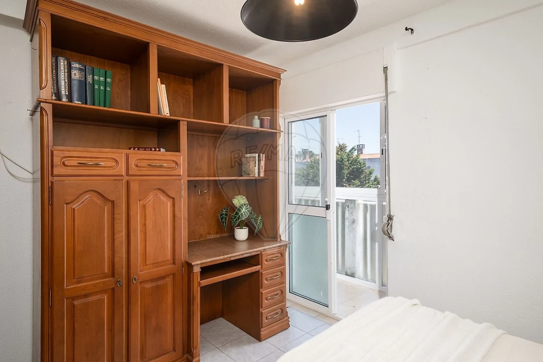 Apartamento T3 para Venda em Ajuda Foto 19