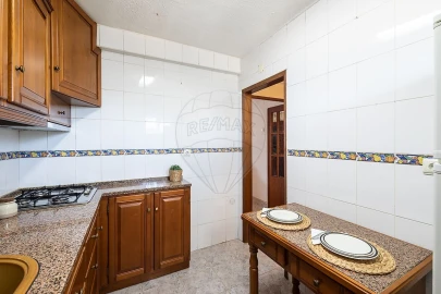 Apartamento T3 para Venda em Ajuda