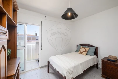 Apartamento T3 para Venda em Ajuda