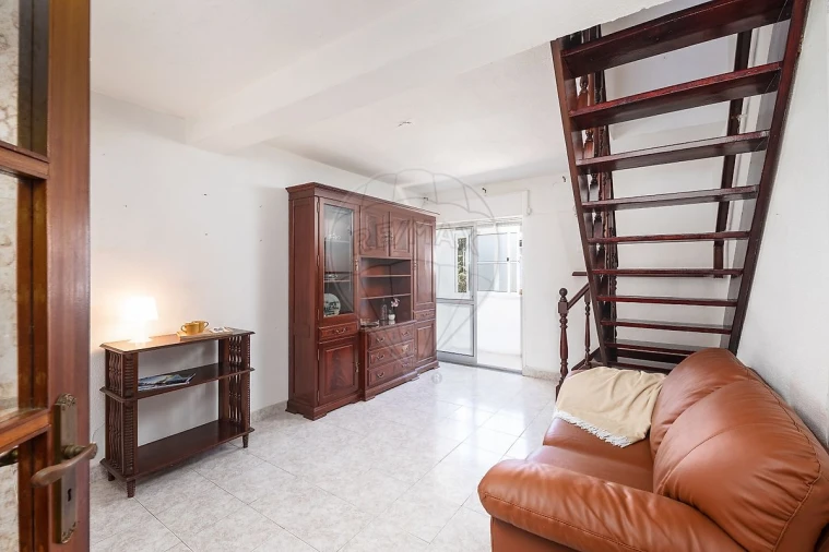 Apartamento T3 para Venda em Ajuda Foto 9