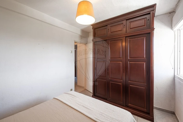 Apartamento T3 para Venda em Ajuda Foto 29