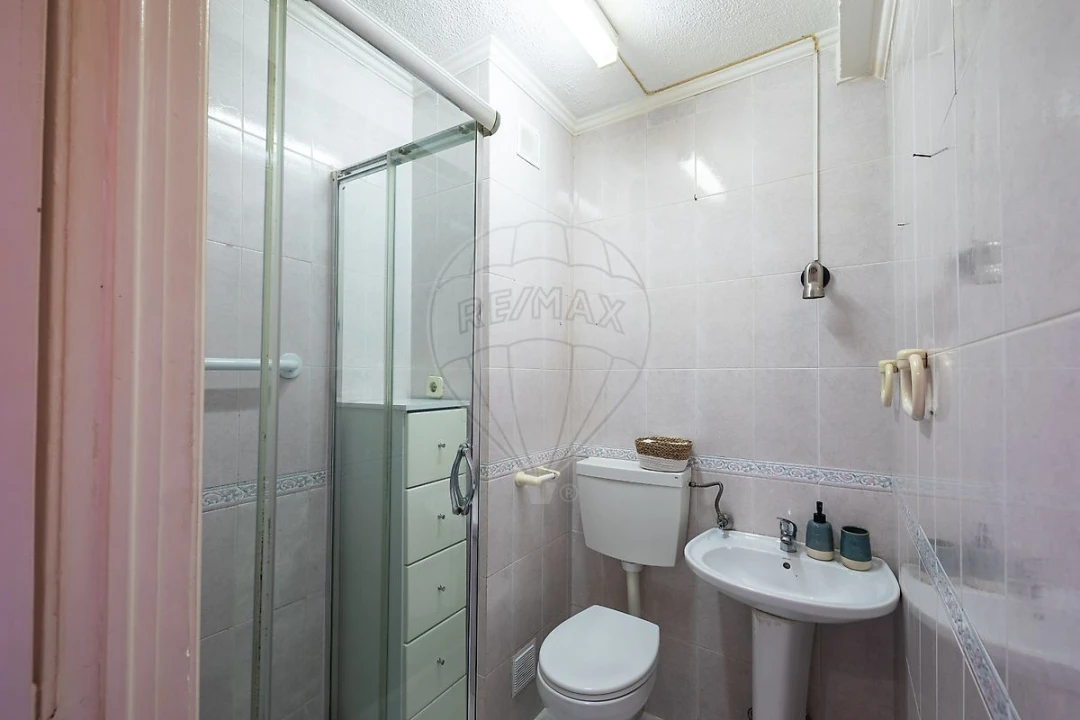 Apartamento T3 para Venda em Ajuda Foto 26
