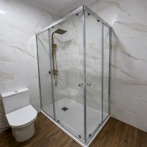 Apartamento T2 para Arrendamento em Santa Maria, São Pedro e Matacães Foto 8