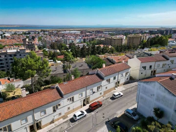 Moradia T3 para Venda em Alverca do Ribatejo e Sobralinho