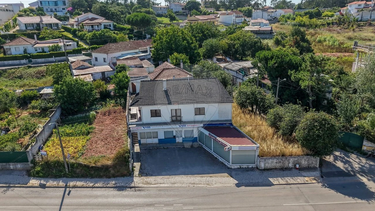 Moradia T6 para Venda em Benedita Foto 1