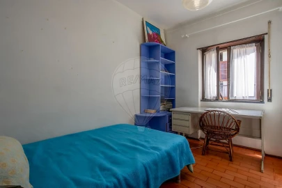Moradia T6 para Venda em Benedita
