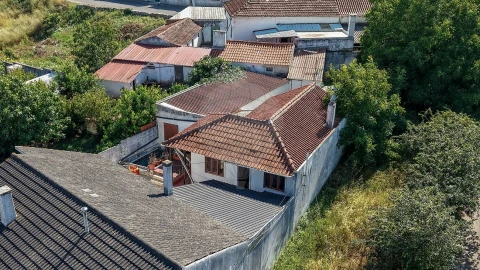 Moradia T6 para Venda em Benedita