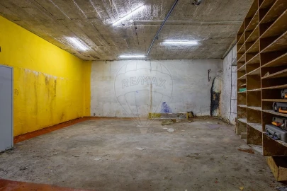 Moradia T6 para Venda em Benedita