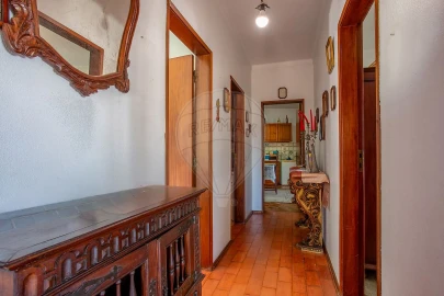 Moradia T6 para Venda em Benedita