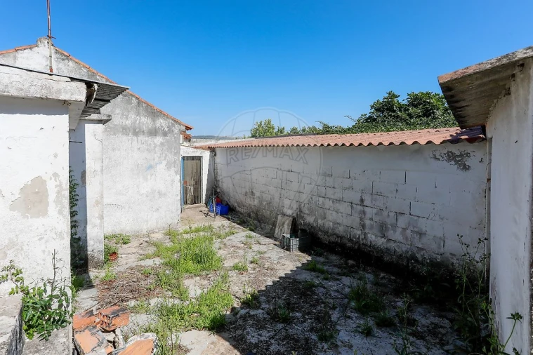 Moradia T6 para Venda em Benedita Foto 41