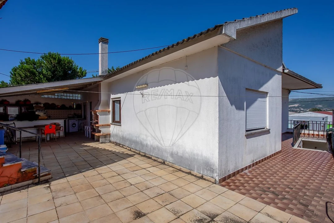 Moradia T6 para Venda em Benedita Foto 17