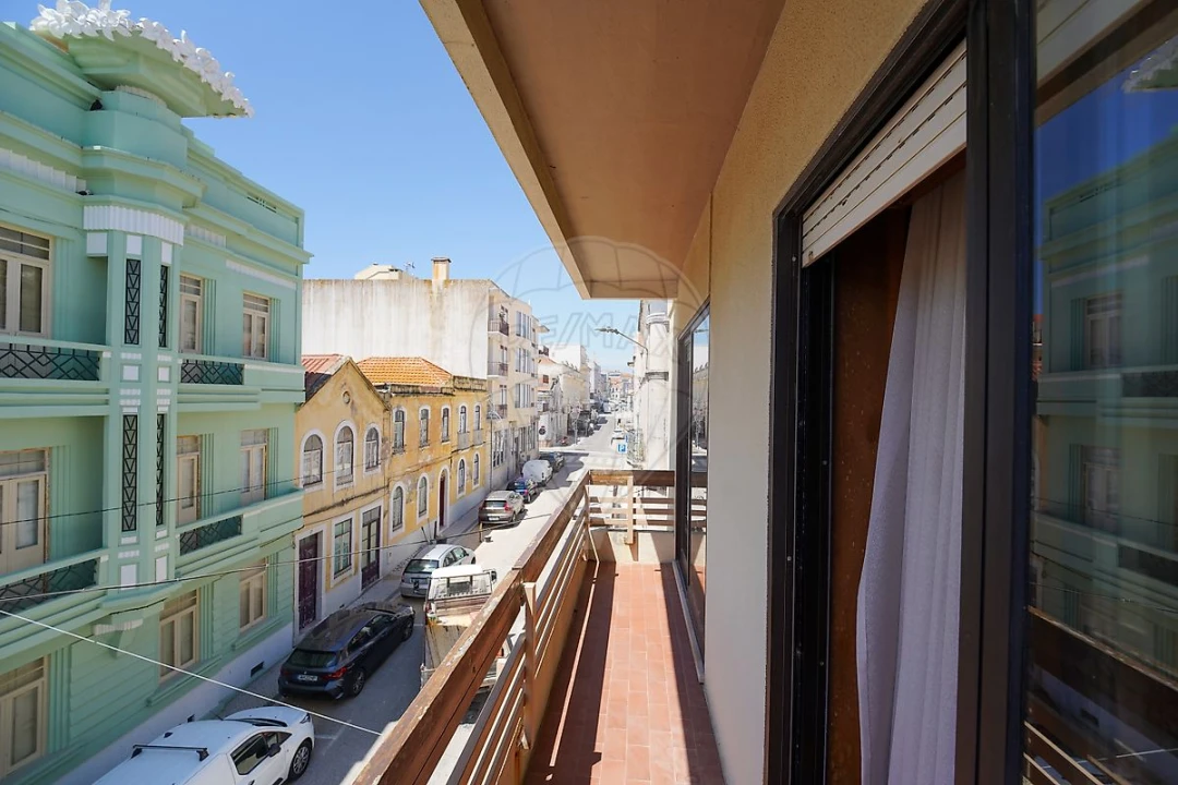 Apartamento T2 para Venda em Buarcos Foto 10