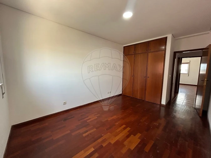 Apartamento T2 para Venda em Santo Varão Foto 27