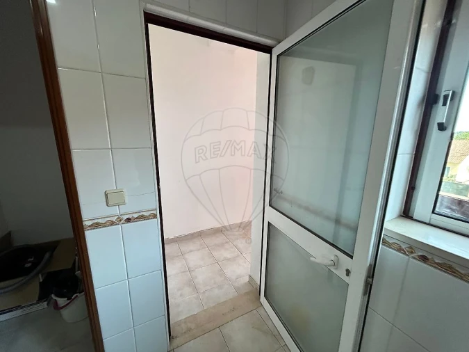 Apartamento T2 para Venda em Santo Varão Foto 14