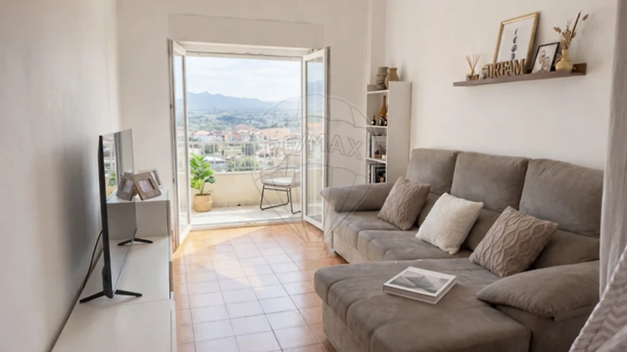 Apartamento T2 para Venda em Almargem do Bispo, Pêro Pinheiro e Montelavar