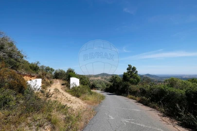 Armazém para Venda em Vila Nova de Milfontes