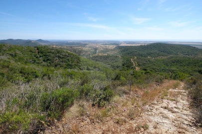 Armazém para Venda em Vila Nova de Milfontes