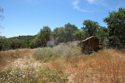 Armazém para Venda em Vila Nova de Milfontes