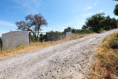 Armazém para Venda em Vila Nova de Milfontes