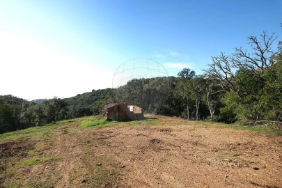 Armazém para Venda em Vila Nova de Milfontes