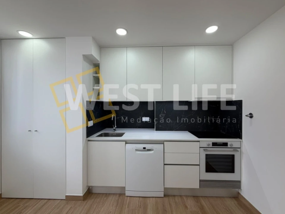 Apartamento T3 para Venda em Santa Maria, São Pedro e Matacães Foto 8