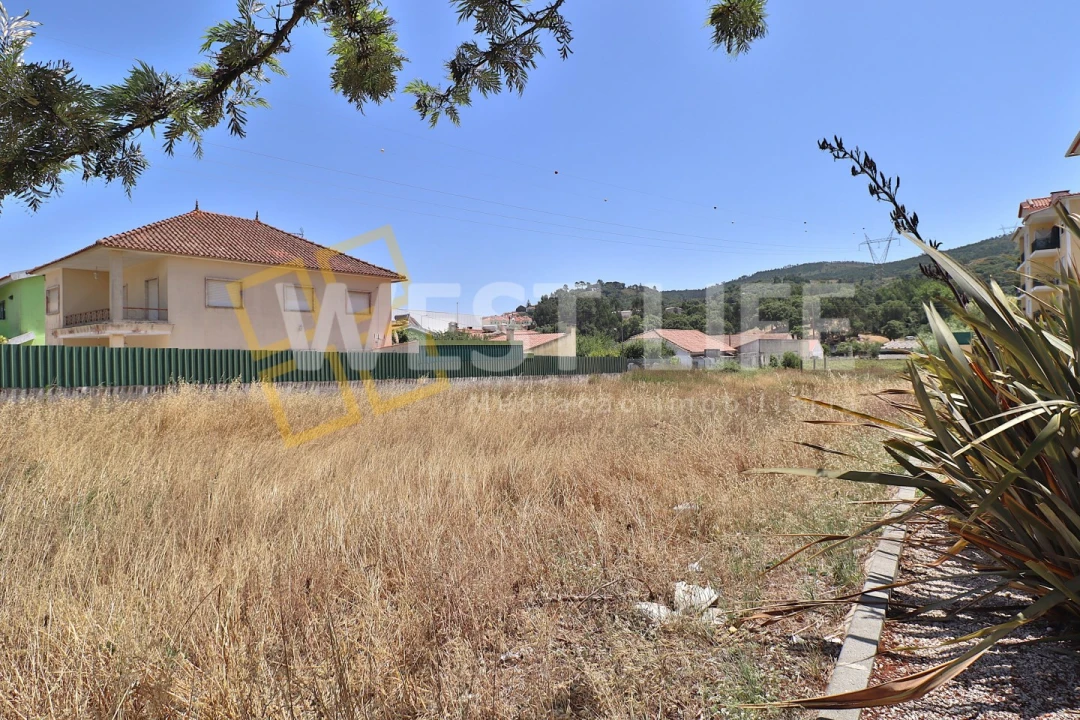 Terreno para Venda em Venda do Pinheiro e Santo Estêvão das Galés Foto 5