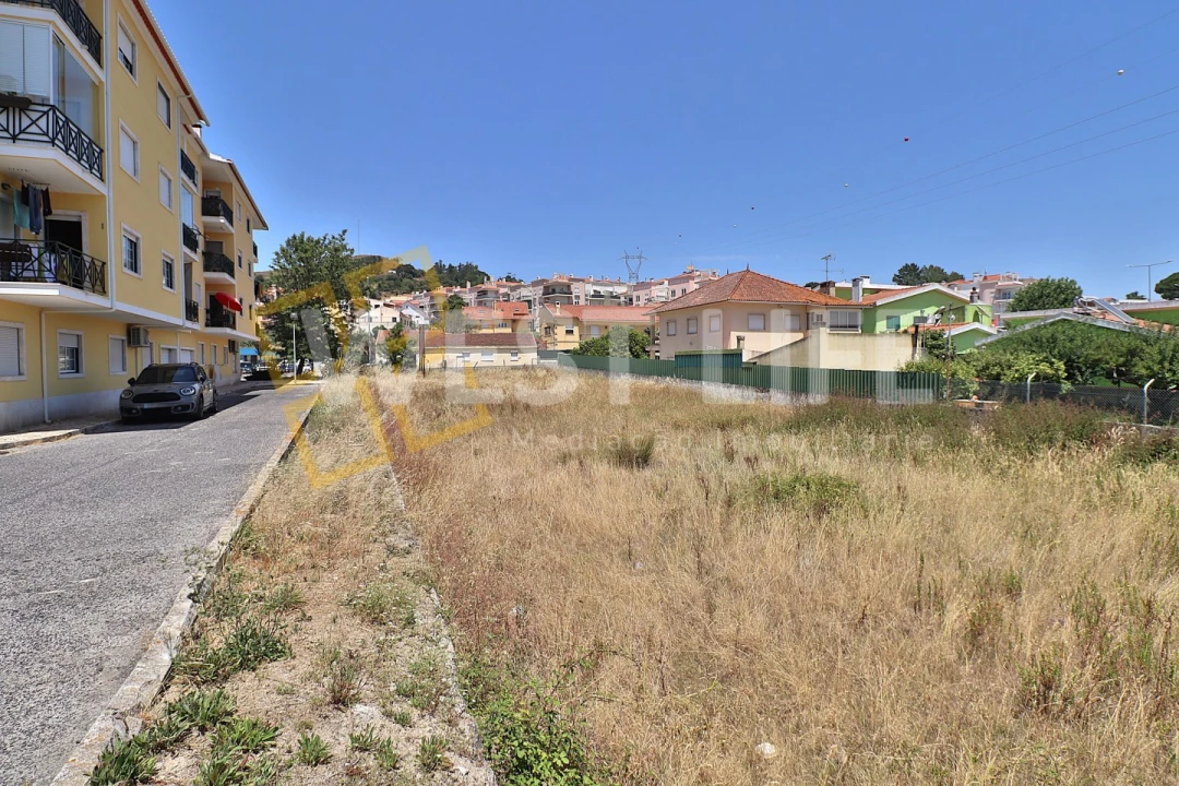 Terreno para Venda em Venda do Pinheiro e Santo Estêvão das Galés Foto 18